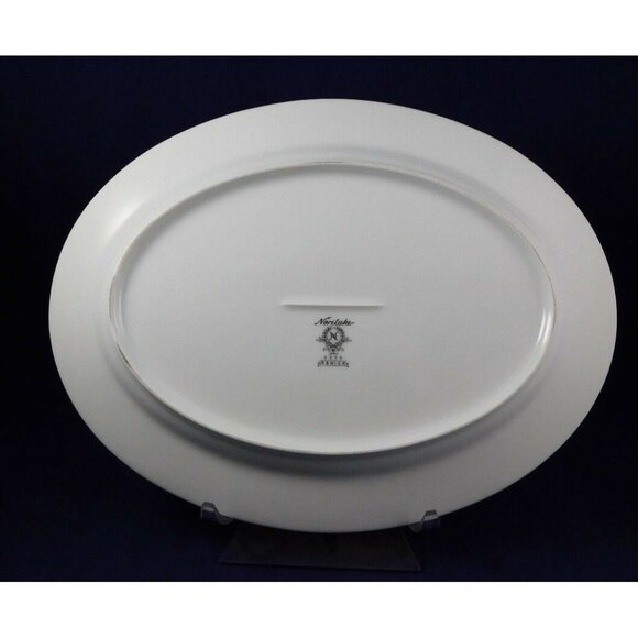 Noritake Ranier 11 3/4" White Embossed Floral Oval Serving Platter With Platinum - Picture 7 of 7